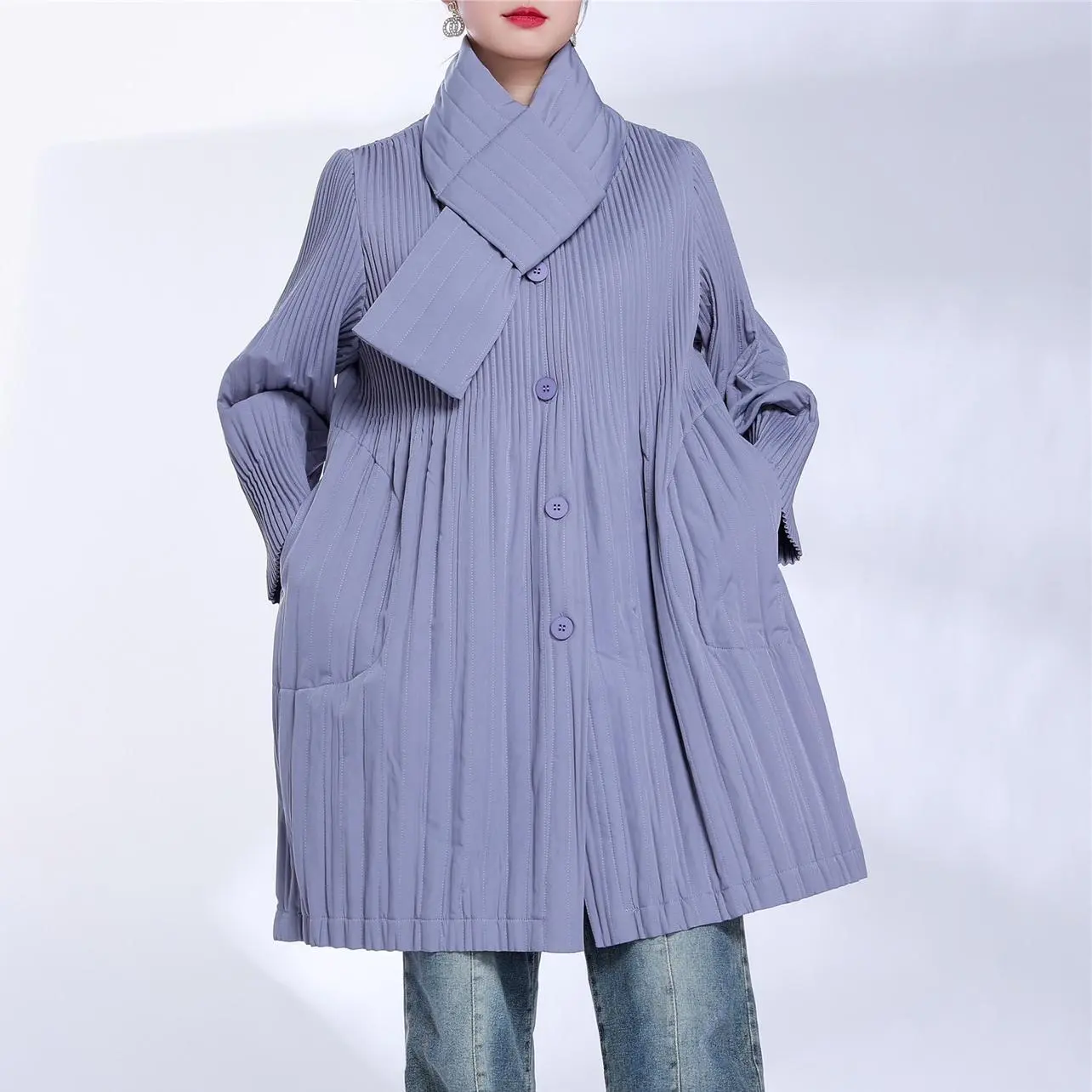 Pleats Clothing : Wholesale 2024 Autumn And Winter New Supplier Pleated Design Women Down Jacket Loose Fashion Matching Scarf Casual Coat Manufacturer 1