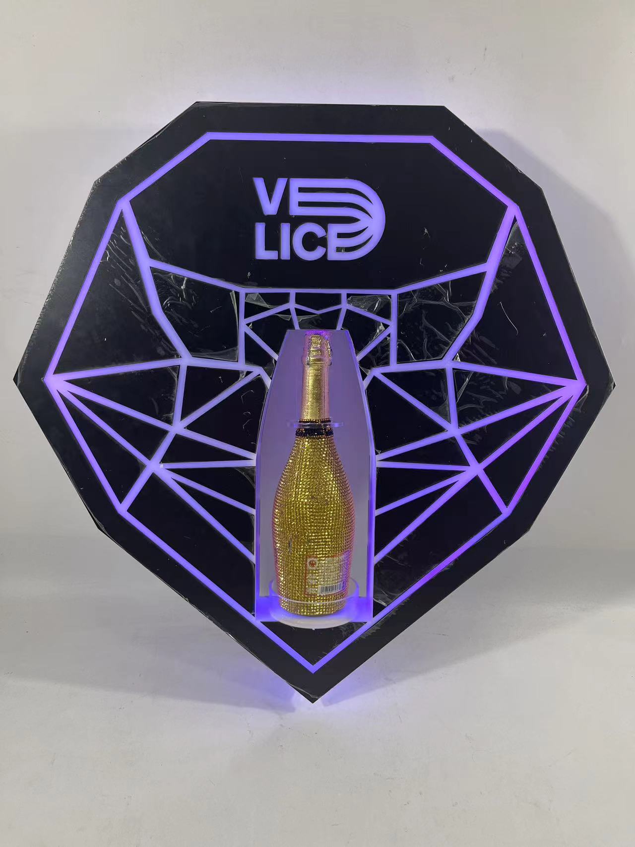 Adjustable LED Liquor Shelf with Diamond Bottle Presenter 6