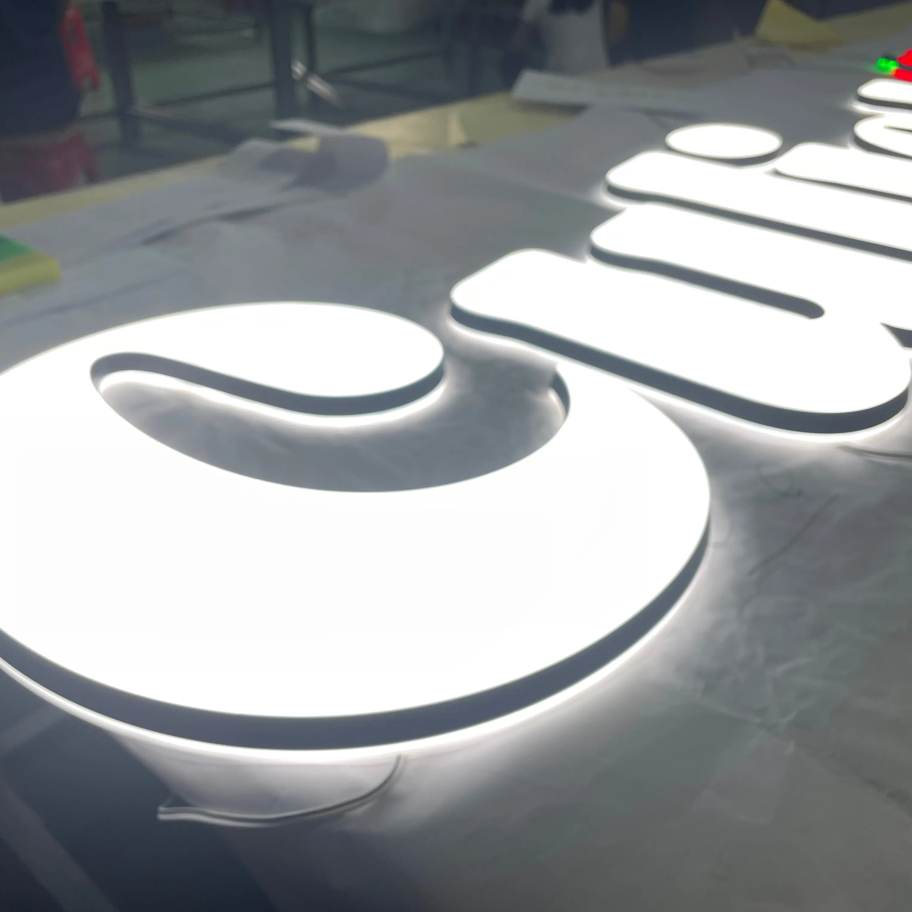 Best Led Sign Suppliers Factory Price 4