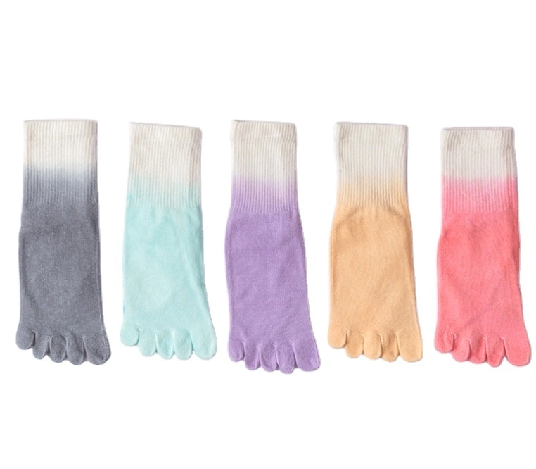 Anti-Slip Yoga Socks for Men and Women - High Quality 5 Toe Custom Socks 1