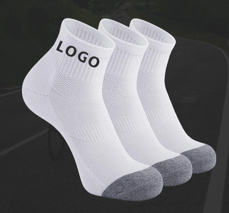 Custom Cotton Sports Knitting Socks for Men and Women 1
