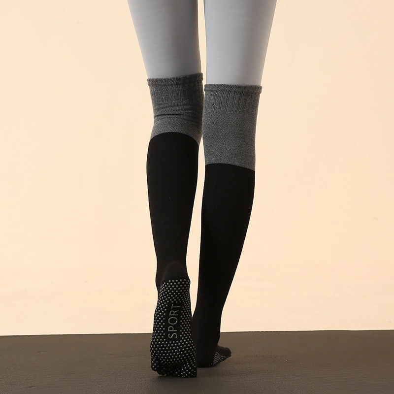 Wholesale Custom Logo Non Slip Grip Women Pilates Yoga Socks 1