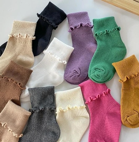 Custom High Quality Knitting Socks for Men, Women, and Kids 1