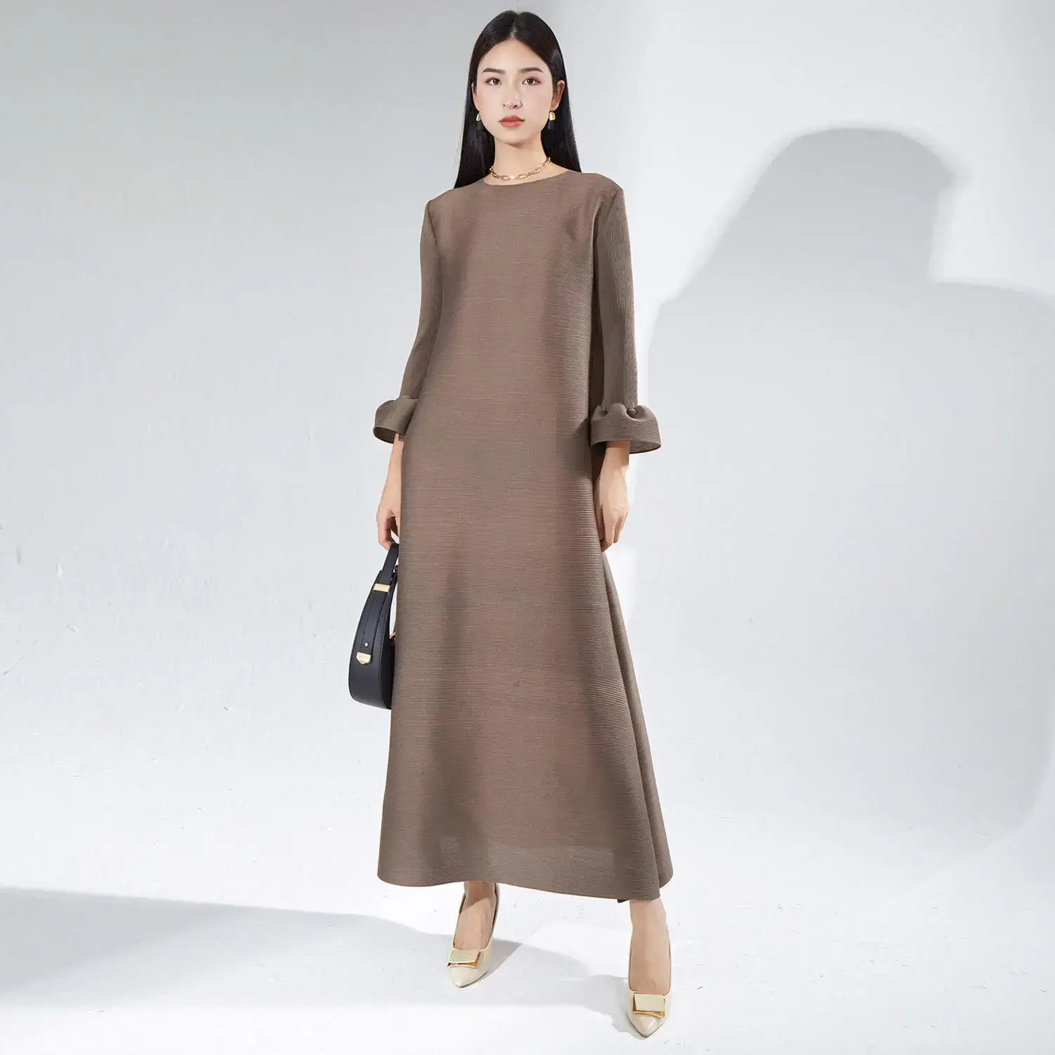 Black Pleated Gown Trade Assurance Or Asclient's Requirement. - - Pleats Clothing 5