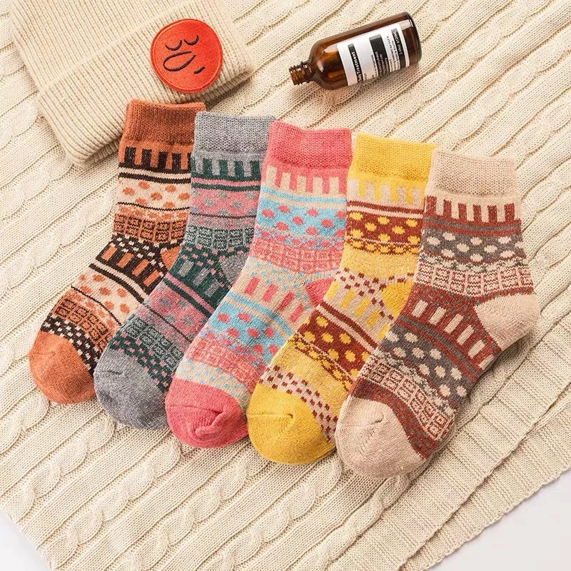 Warm Multicolor Wool Knit Crew Socks for Winter - 5 Pack 1