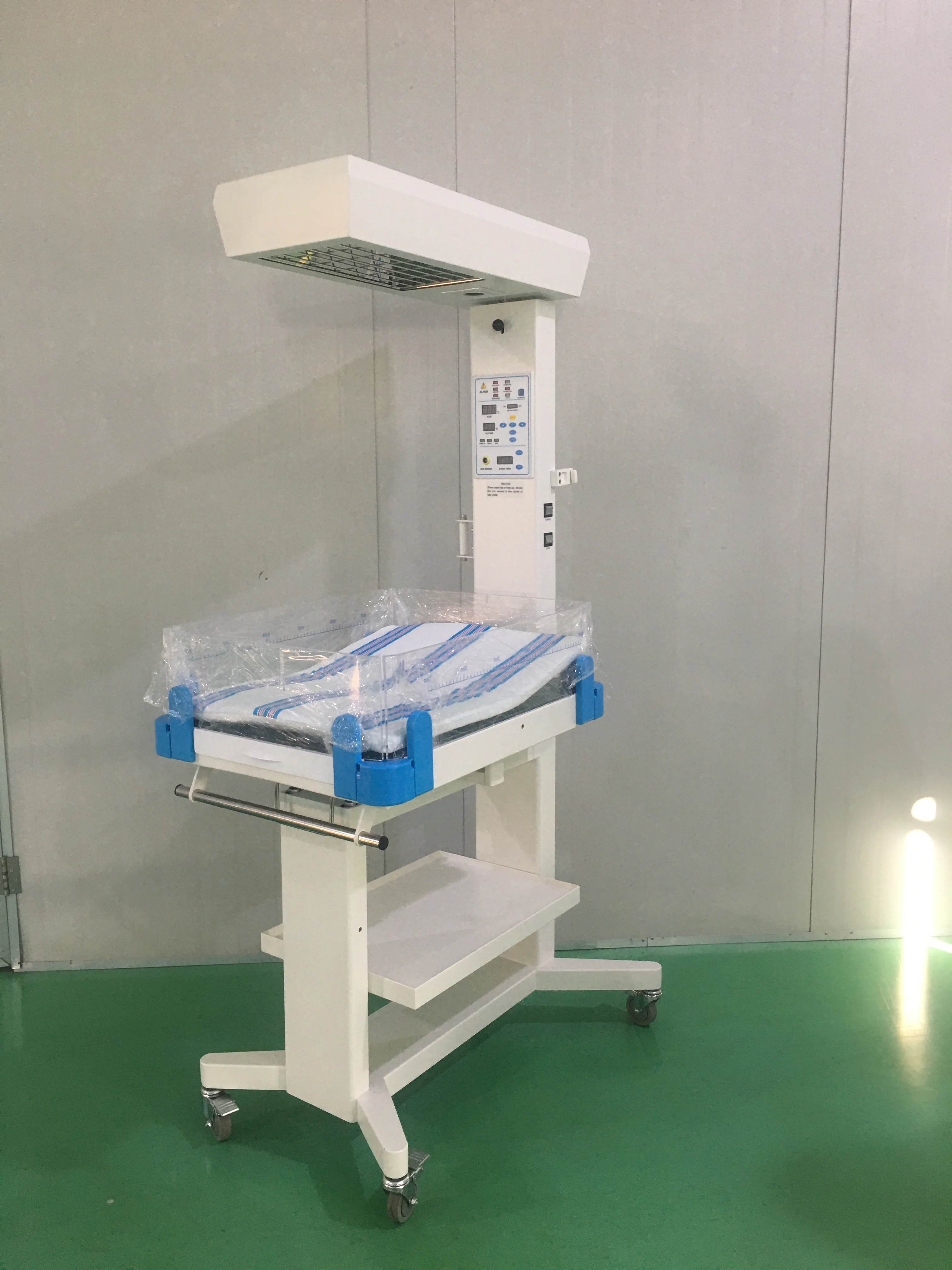 Model RC-BRW3000A(mới) máy sưởi ấm trẻ sơ sinh bệnh viện 4