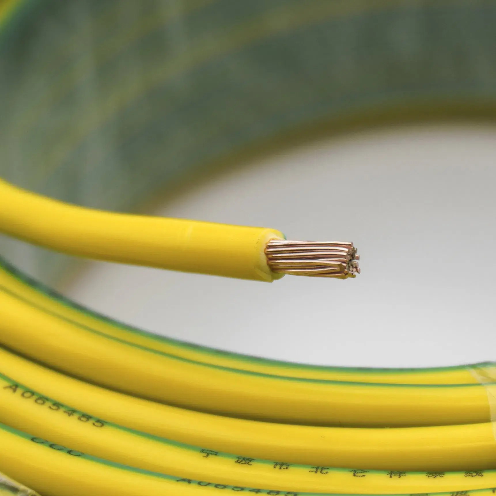 Dc Cable for Solar Pv Highly Rated for Different IndustriesOxygen-Free Copper 2