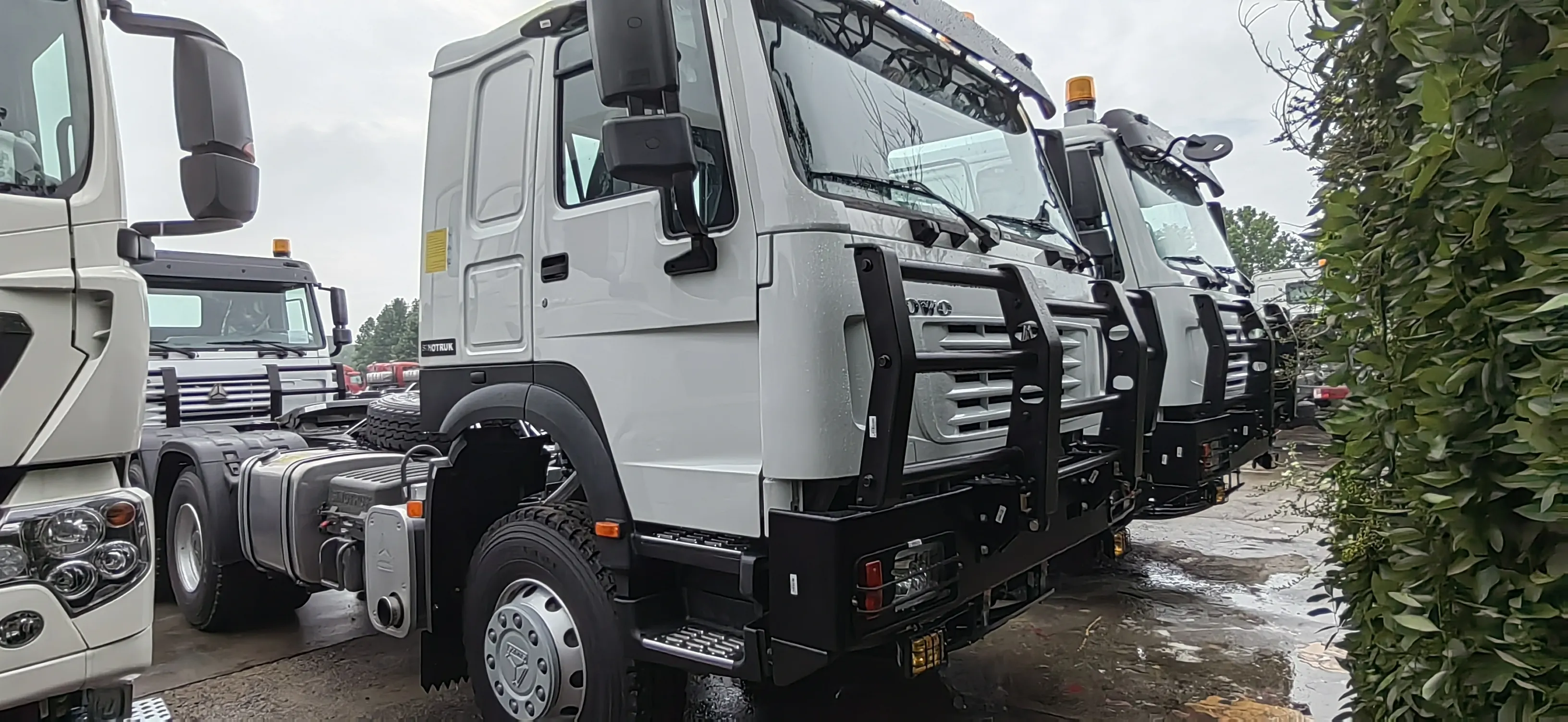 Customtruck Company 12.00R20 None 3