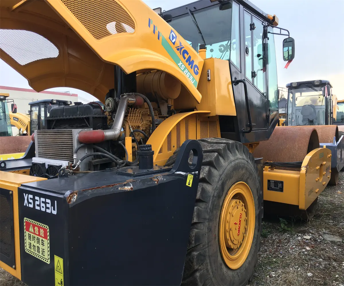 Best Single Drum Vibratory Roller Price Supplier 6