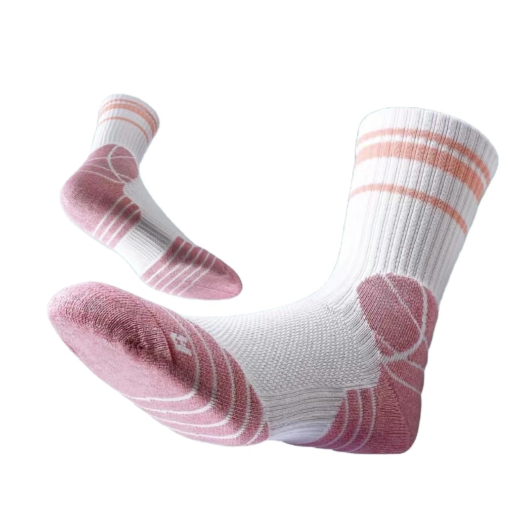 Custom Logo Super Mens Basketball Athletics Running Sports Socks 1