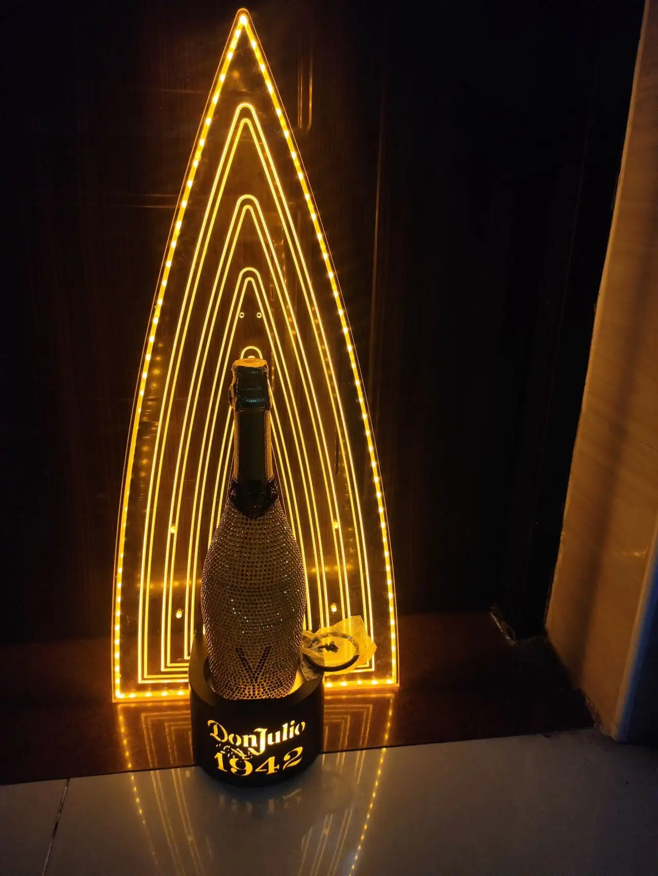 Xingxuancai Led Bottle Presenter Xuancai12281 Led Bottle Presenterfactory 5