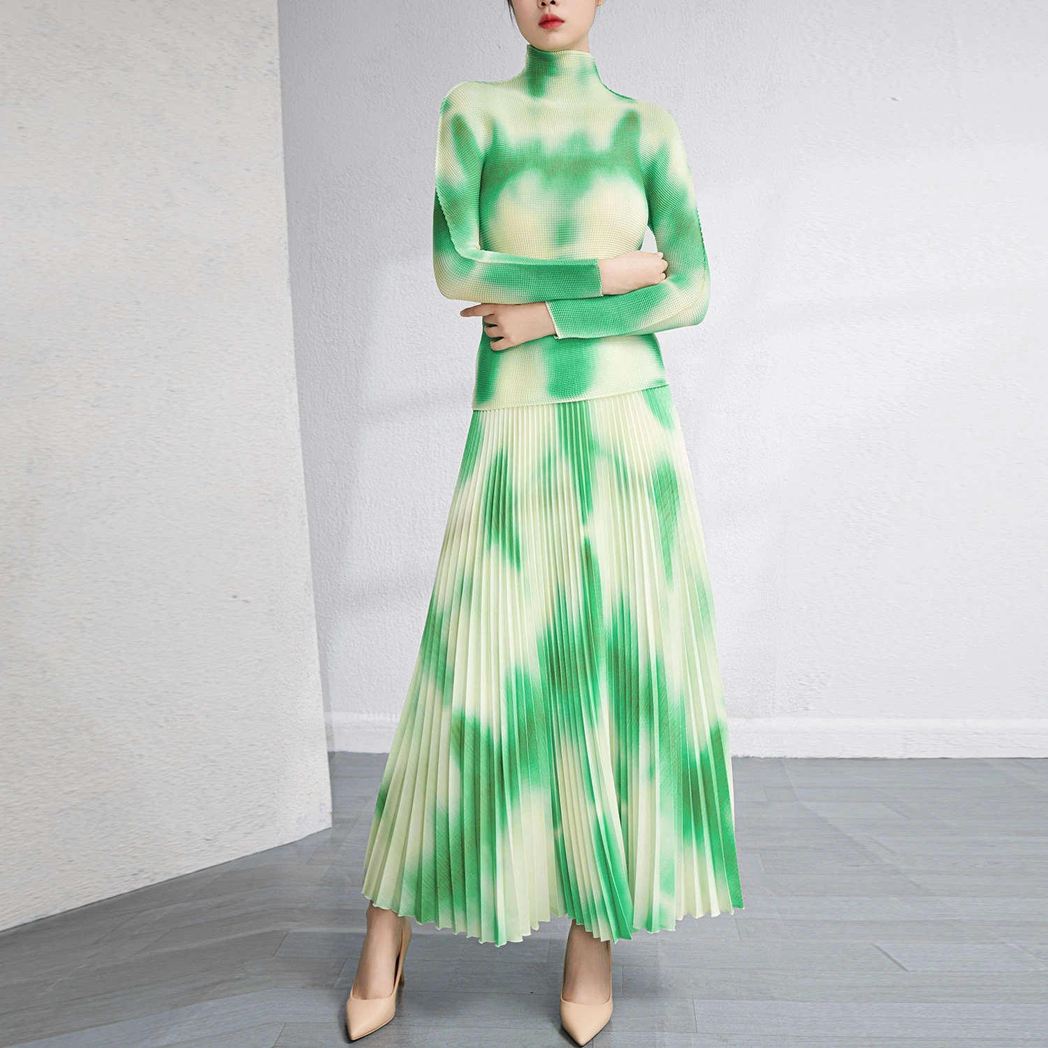 Pleats Clothing Manufacturer SupplierHigh-quality Miyake Pleated European And American Sets Printed High-necked Top Women's Long A-line Skirt Two-piece Set 1