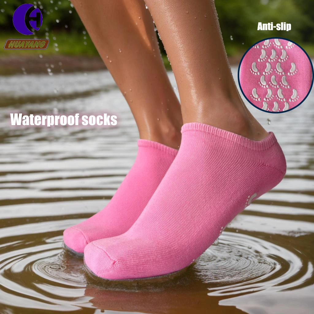 Waterproof Unisex Outdoor Crew Socks with Anti-slip Grip 1