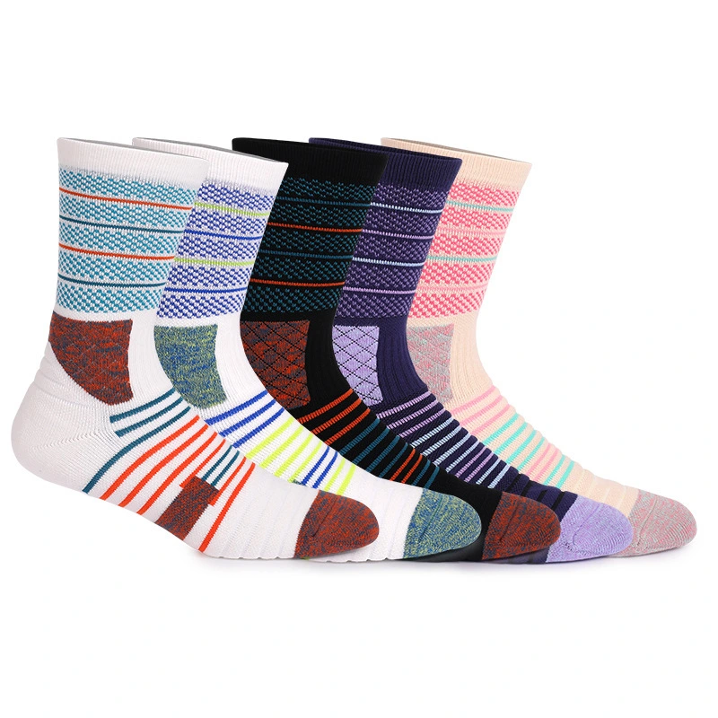 Chaussettes de sport personnalisées de haute qualité - Couleur de taille de matériau personnalisée OEM ODM 1