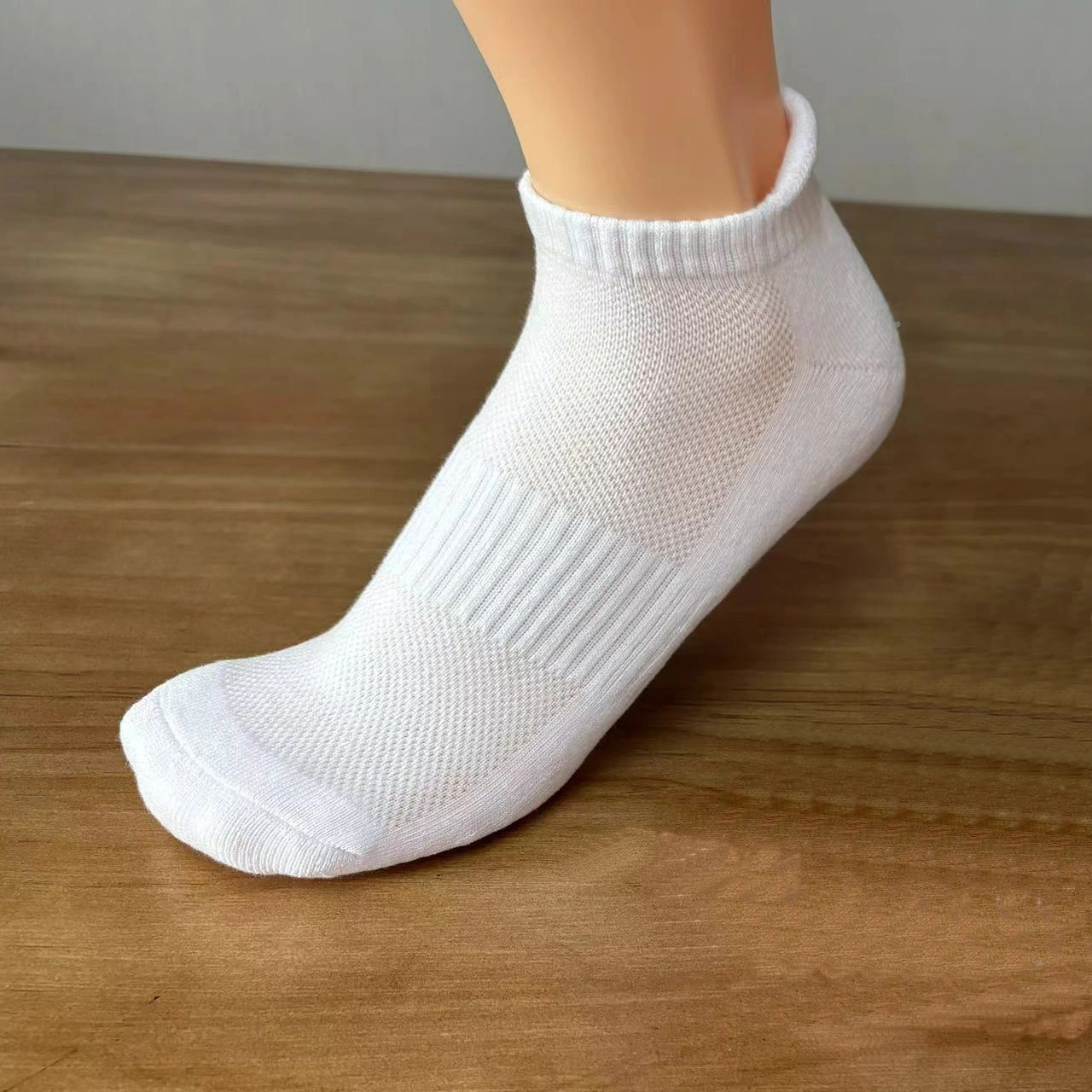 Custom Men's Sport Socks with Low Minimum Order Quantity 1