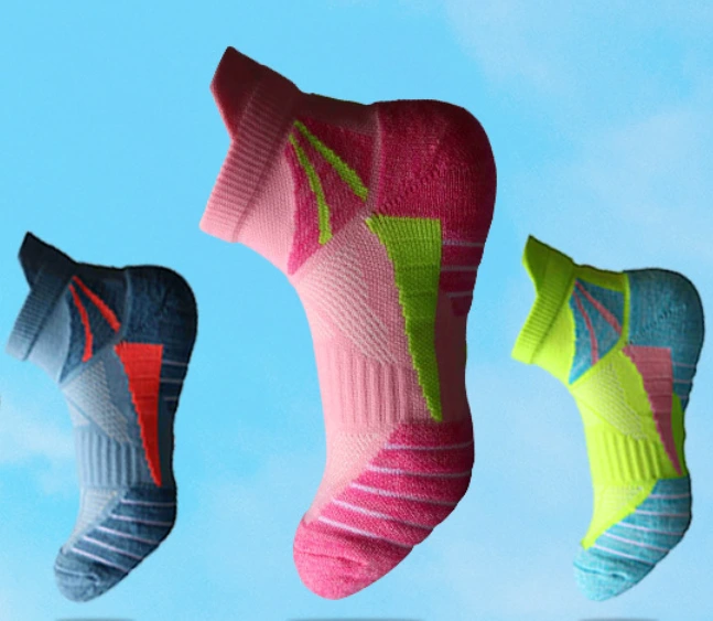 Winter Women's Cashmere Socks for Warmth and Comfort 1