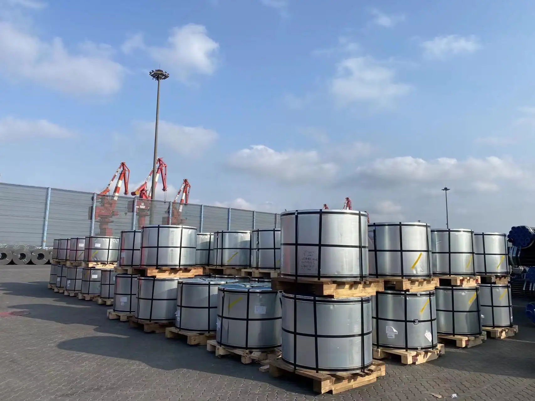 Longxing Steel Low Carbon Steel Sheet 600 - 1050mm Low Carbon Steel Sheetsupplier 7