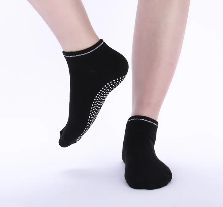 Colorful Antislip Grips Cotton Socks for Kids, Women, Men 1