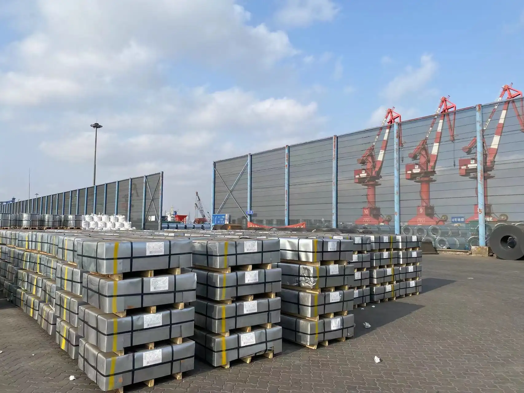Longxing Steel Low Carbon Steel Sheet 600 - 1050mm Low Carbon Steel Sheetsupplier 6