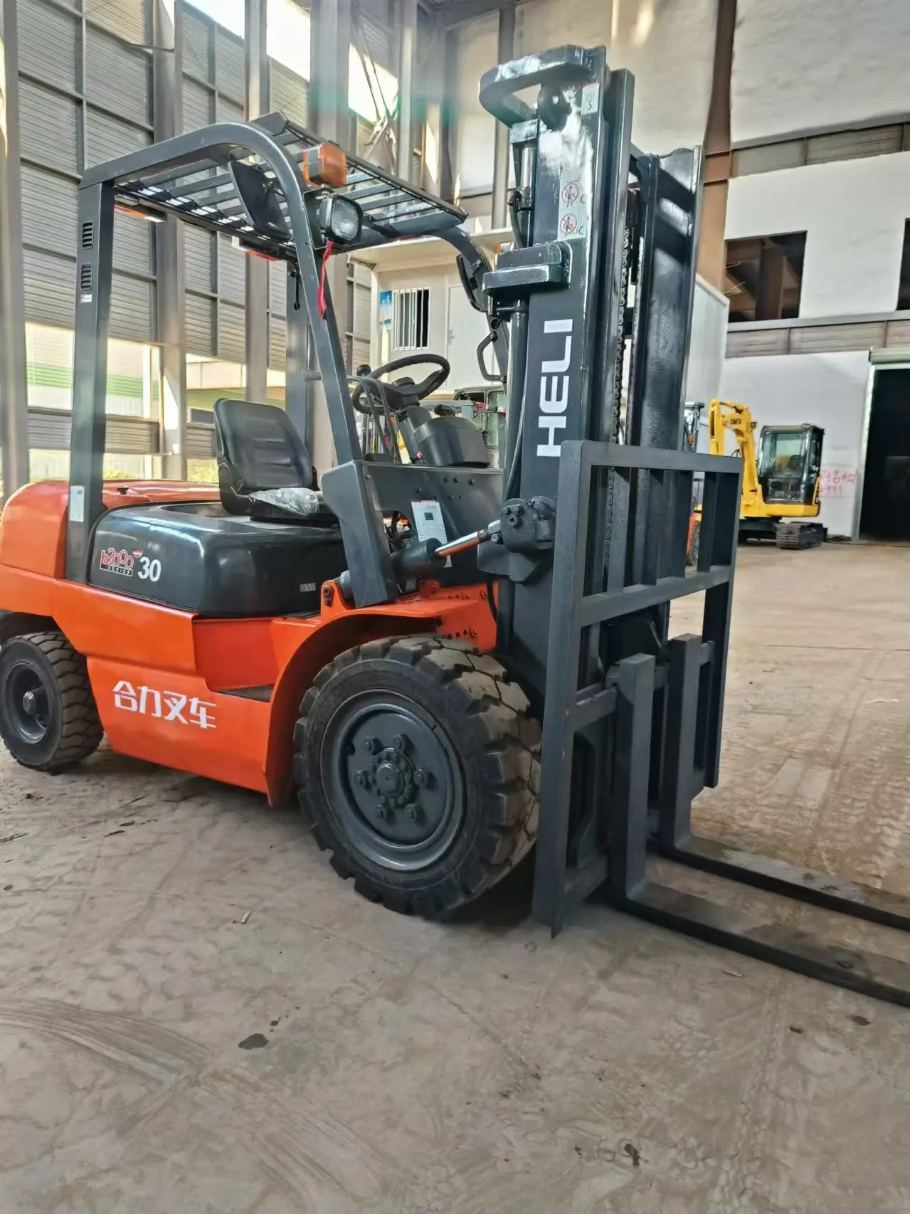 Caterpillar Forklift for Sale France by KXTJ Excavator 6