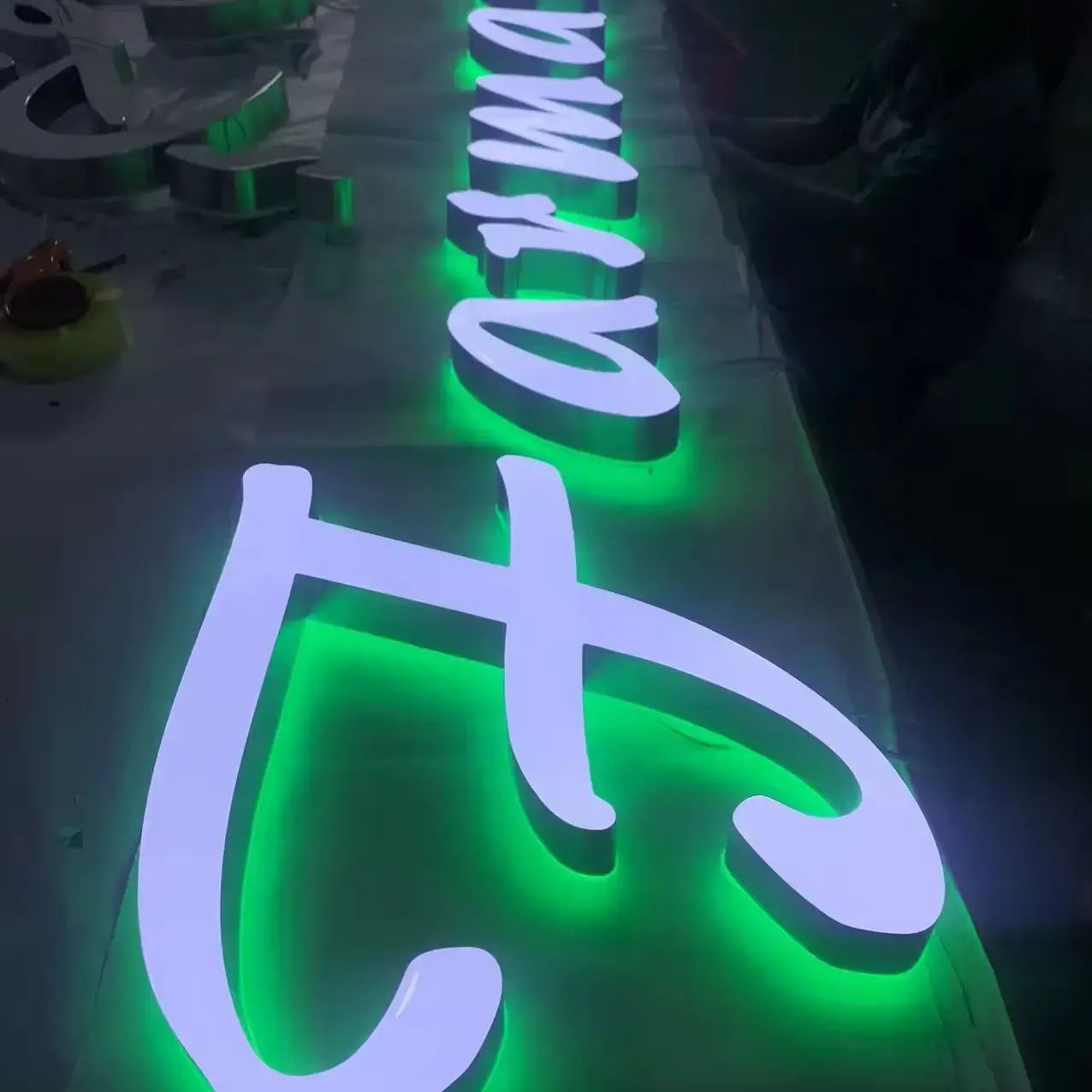 Best Led Sign Suppliers Factory Price 3
