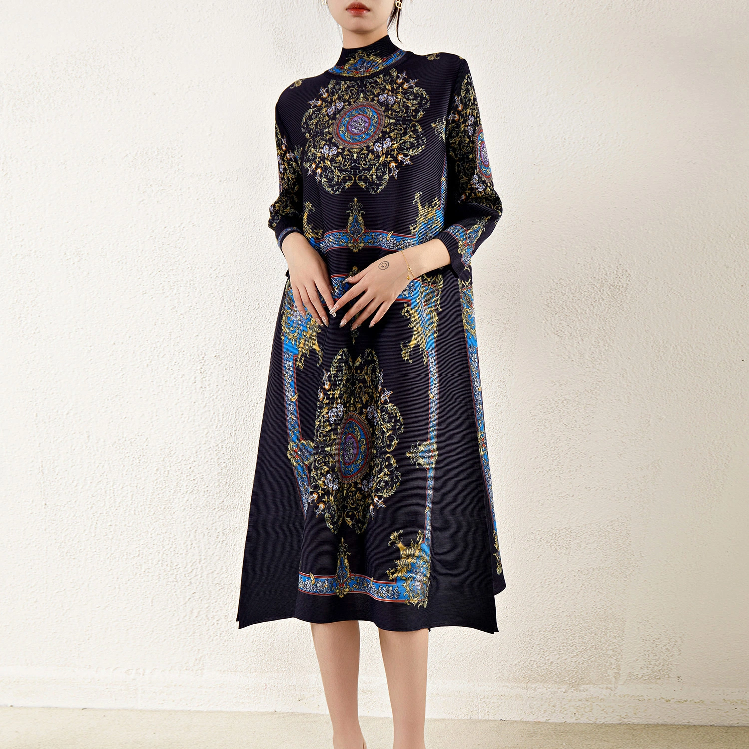High Quality Miyake Pleated Dress Women Casual Style Retro Print Long Sleeve Round Neck Elastic Stretch Pleated Dress 1