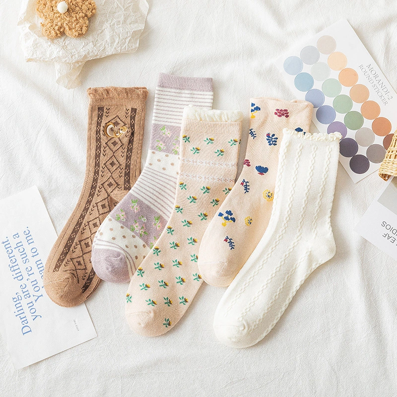 Custom Comfortable Crew Knitting Socks for Women and Girls, High Quality 1