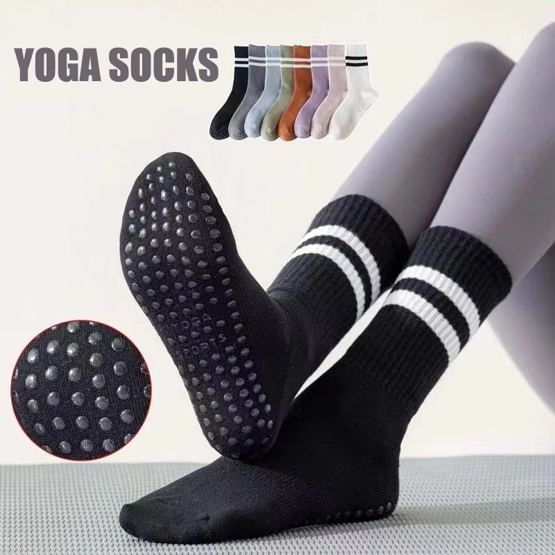 Anti-slip Yoga Socks in 8 Colors - Comfortable Sports Crew Socks 1