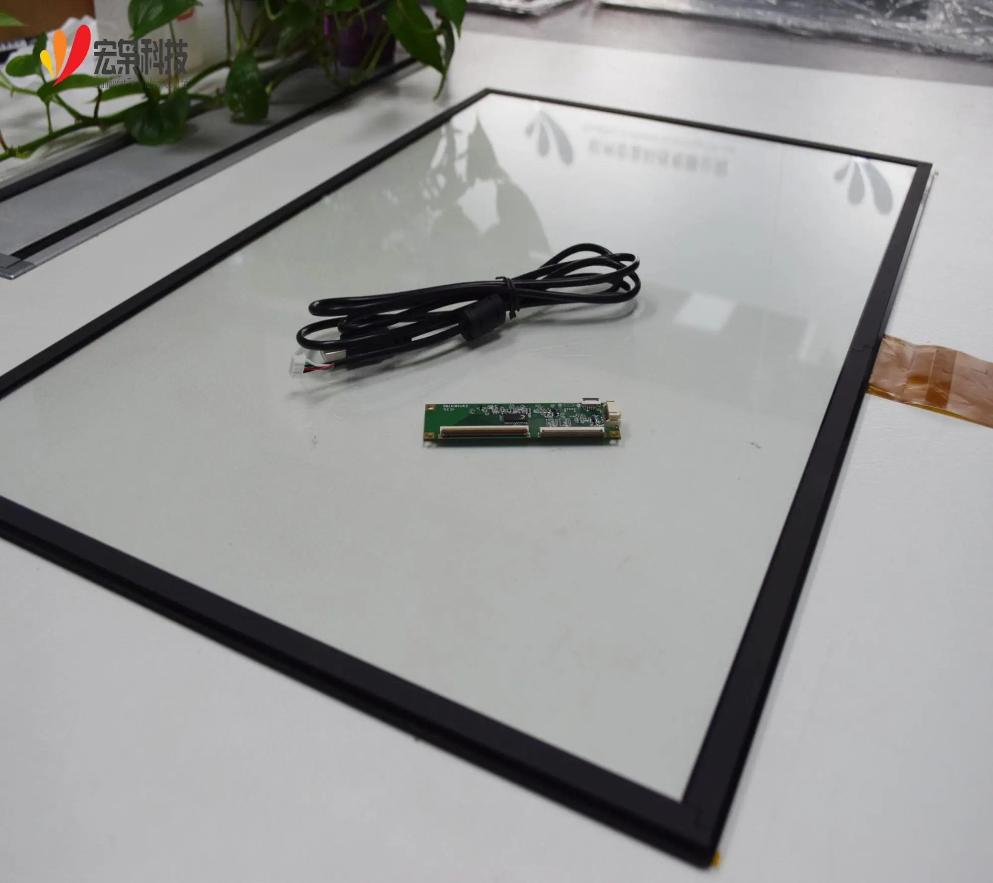Panel de pantalla táctil grande con placa controladora táctil USB: solución personalizada 1