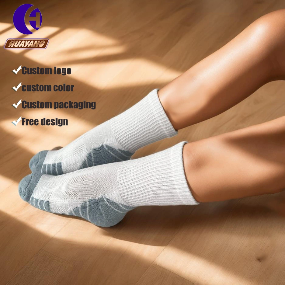 Customizable Children's Polyester Sports Socks Basketball Stocking 1