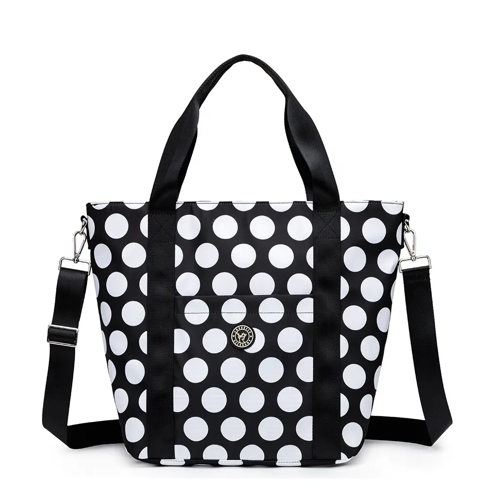 Why a Classic Shoulder Bag Never Goes Out of Style? 1