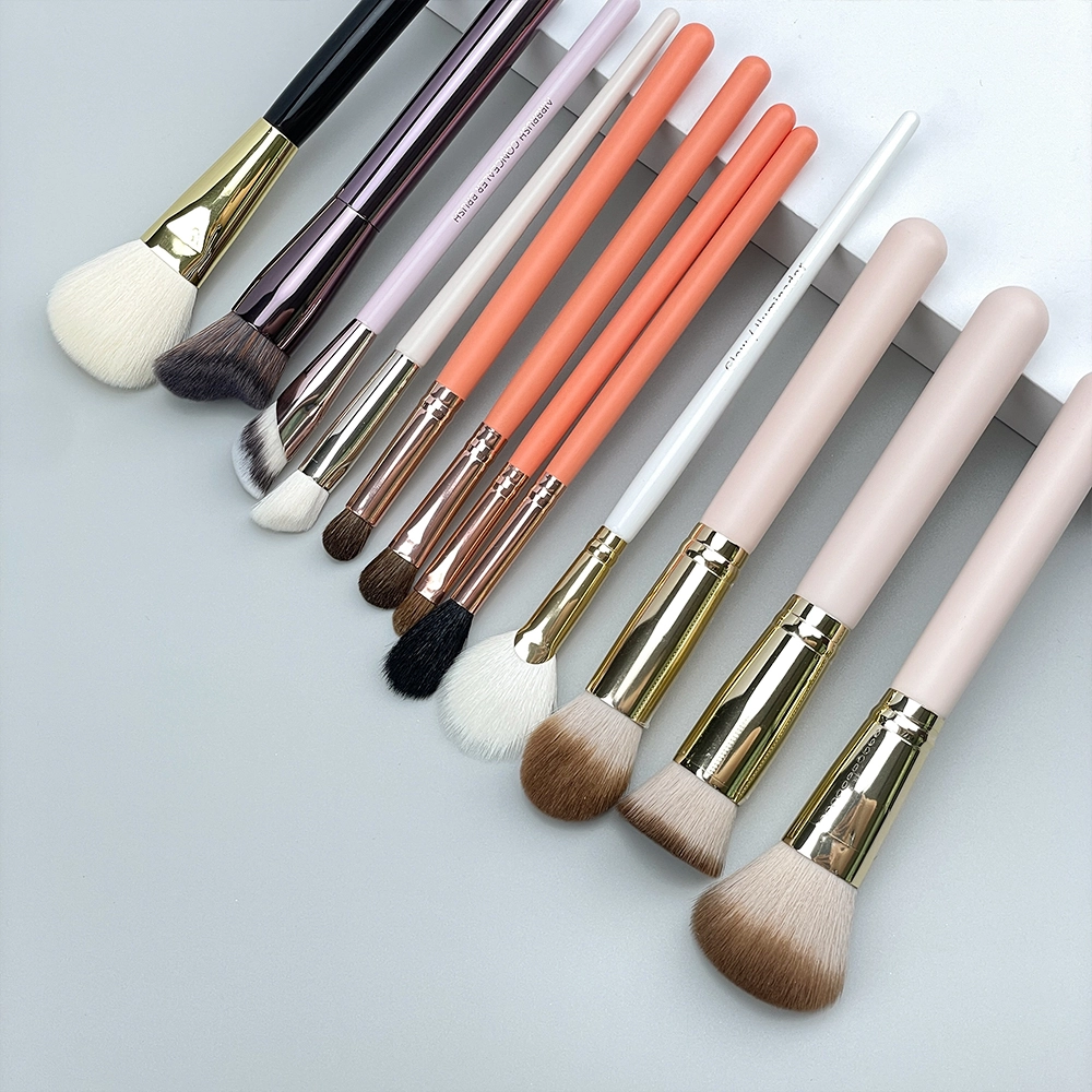 Mlm Custom Makeup Natural Super Soft Fluffy White Wool Goat Fan Brush Large Highlight Brush Blush Powder Facial Makeup Brush 1