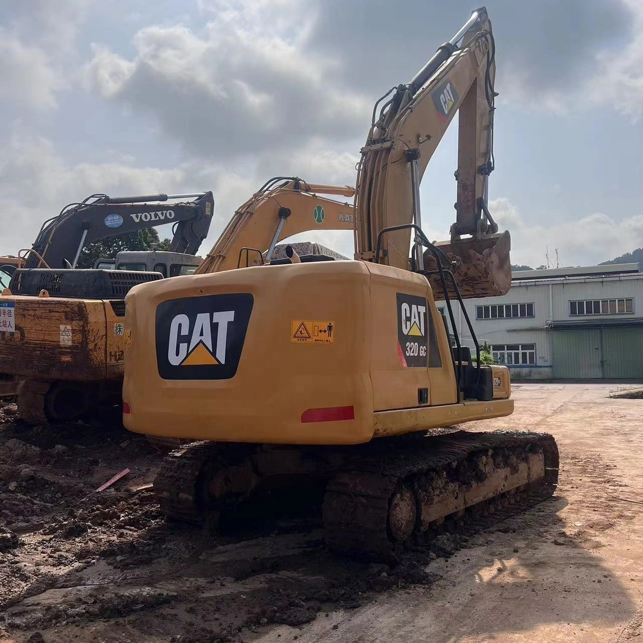 gidravlik ekskavator CAT 320GC 1