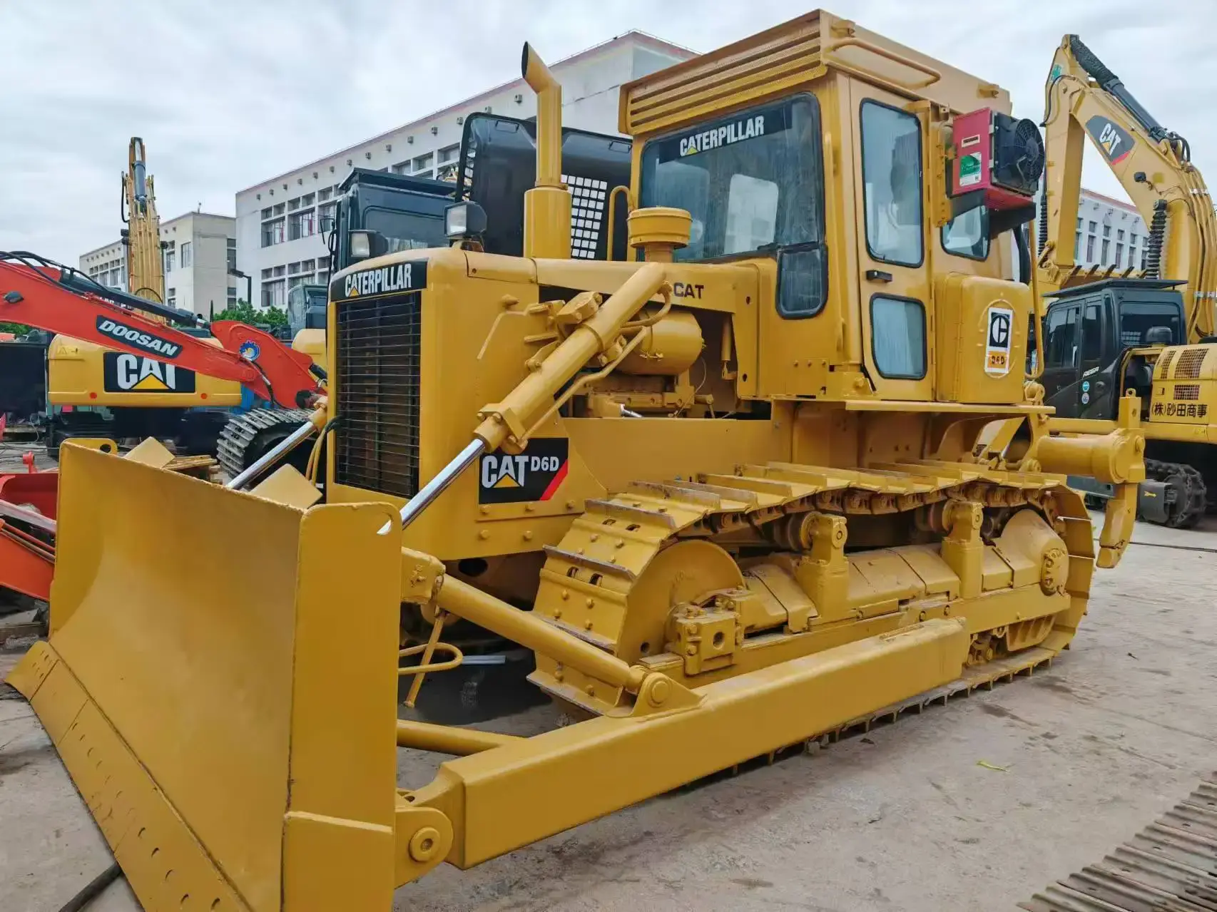 2nd Hand Construction Equipment Dealer 17948 KG 5