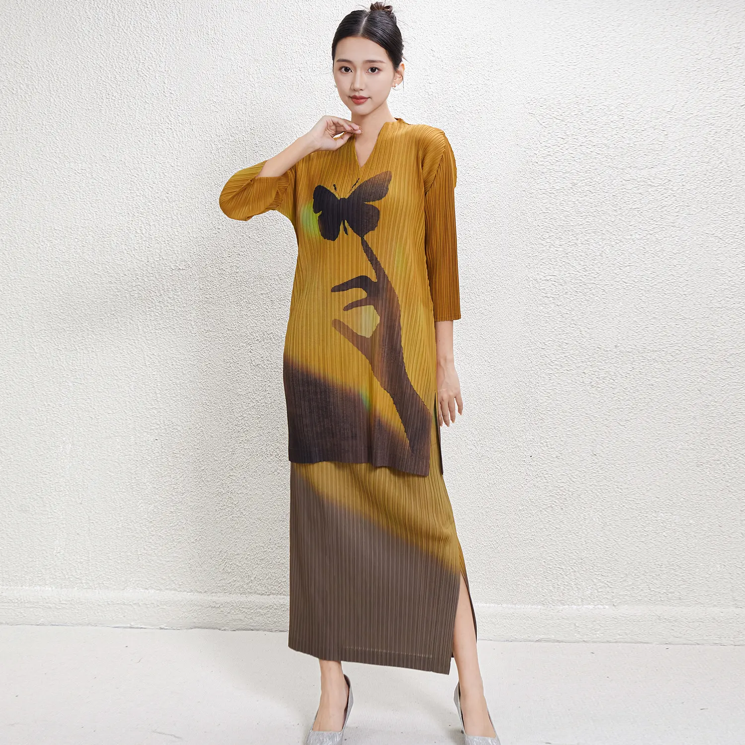 Pleated Suit Pants Support by Pleats Clothing 3