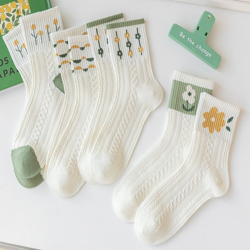 Green White Flower Pattern Girls Cotton Knitting Ankle Socks 1
