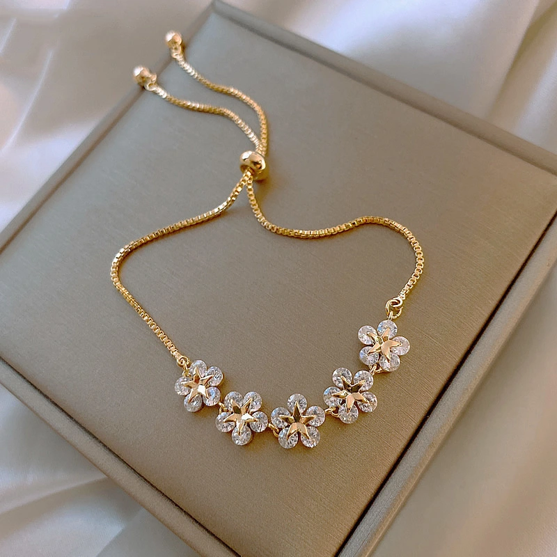 Fashion Adjustable Gold Five Small Flowers Five Pointed Star Snowflake Sweet Zircon Adjustable Bracelet 1