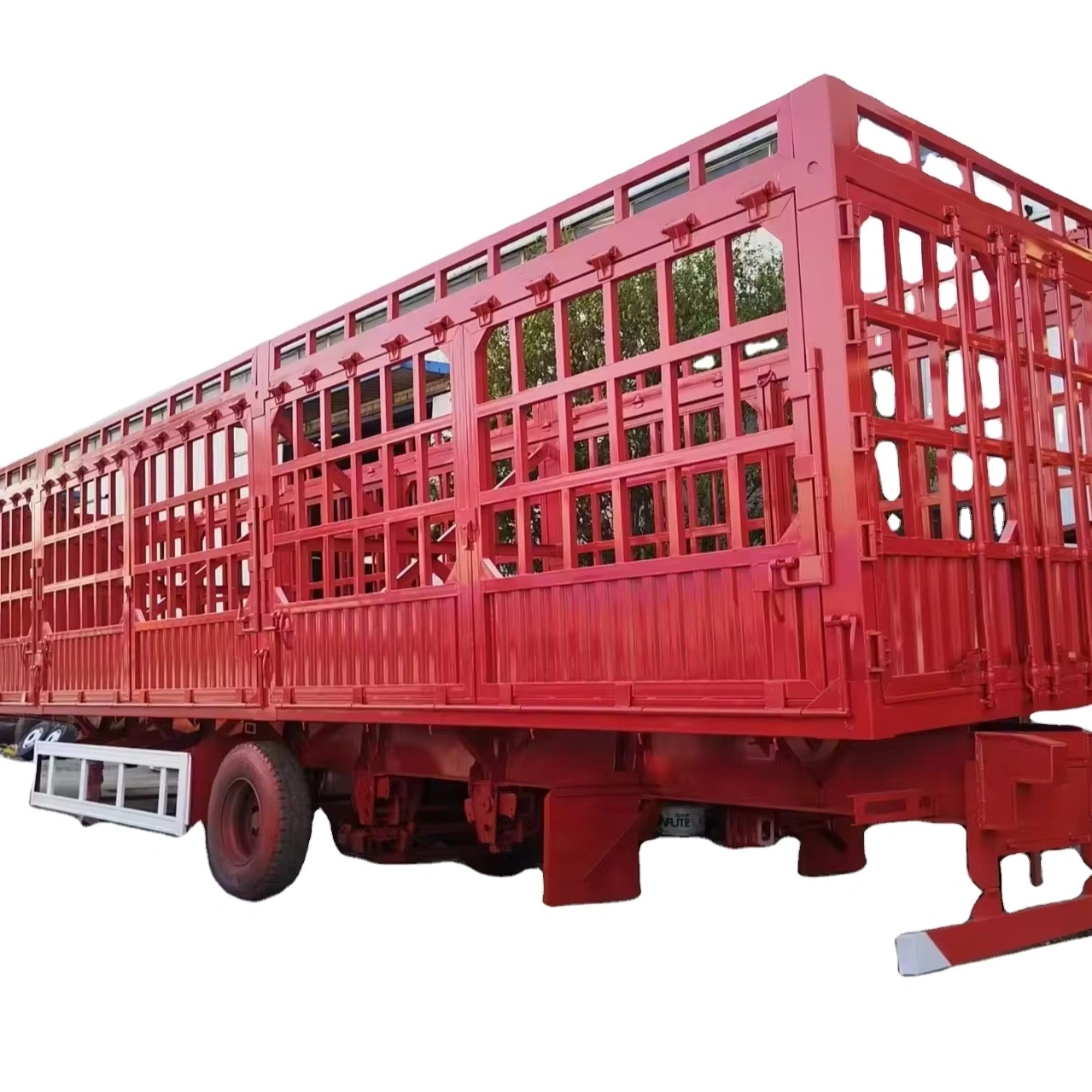Semi-remorque de camion à clôture à 3-5 essieux - Suspension robuste, charge utile 40-100T 1