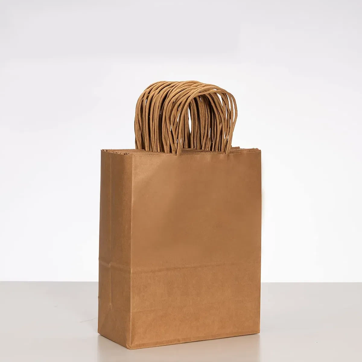 メーカーリサイクルカスタムプリントロゴ衣類ショッピングペーパーバッグ（ハンドル付き） 1