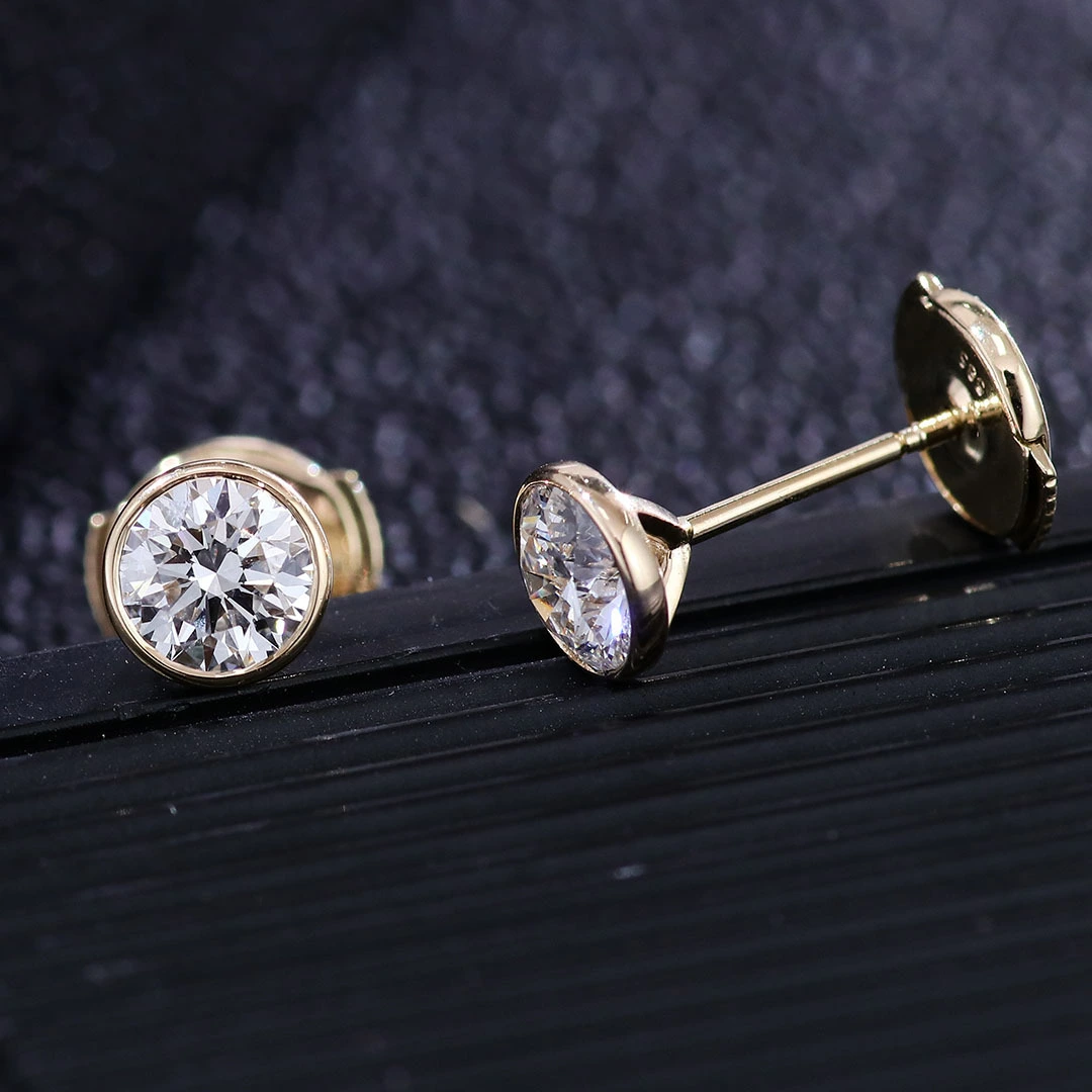 Joya de moda Bisel-set redondo Total quilates 1.16 quilates D/VS1 Diamante de laboratorio Earratos de oro amarillo de 14k para mujeres 1