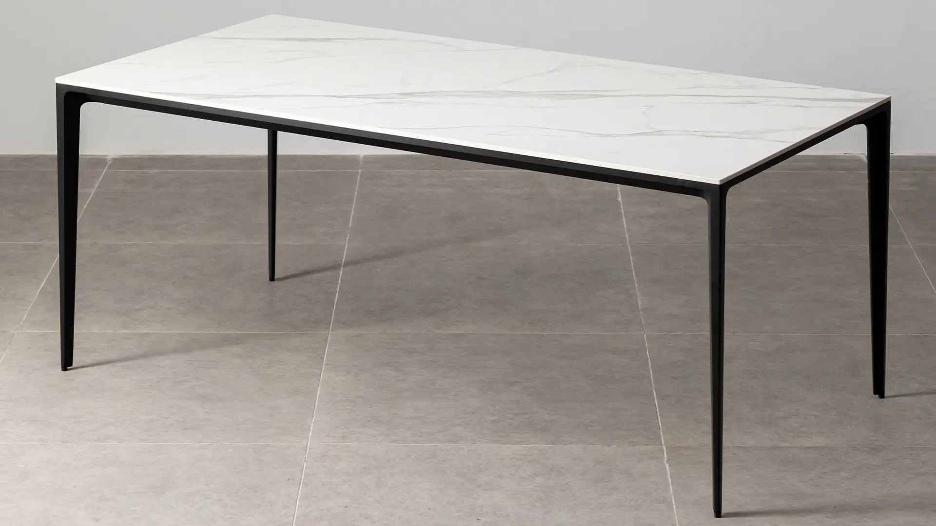 Innovation S modern white ceramic dining table Bk ciandre 3