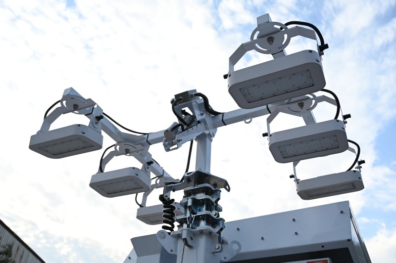 BIGLUX nieuwste mobiele zonne-lichtmast 7