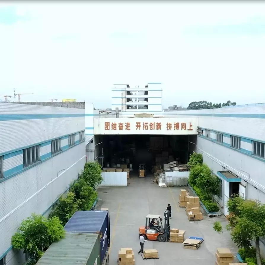Brève introduction de l'usine de vinyle décoratif Kunlin