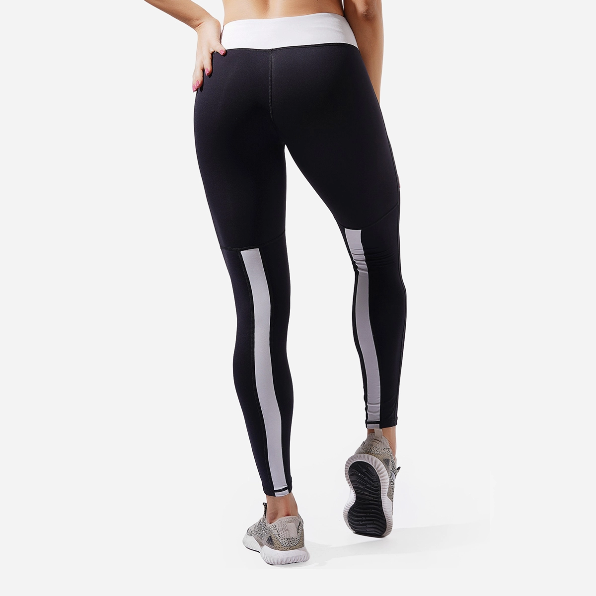 Leopard Print Yoga Leggings for Fitness Black and Whitemanufacturing 4