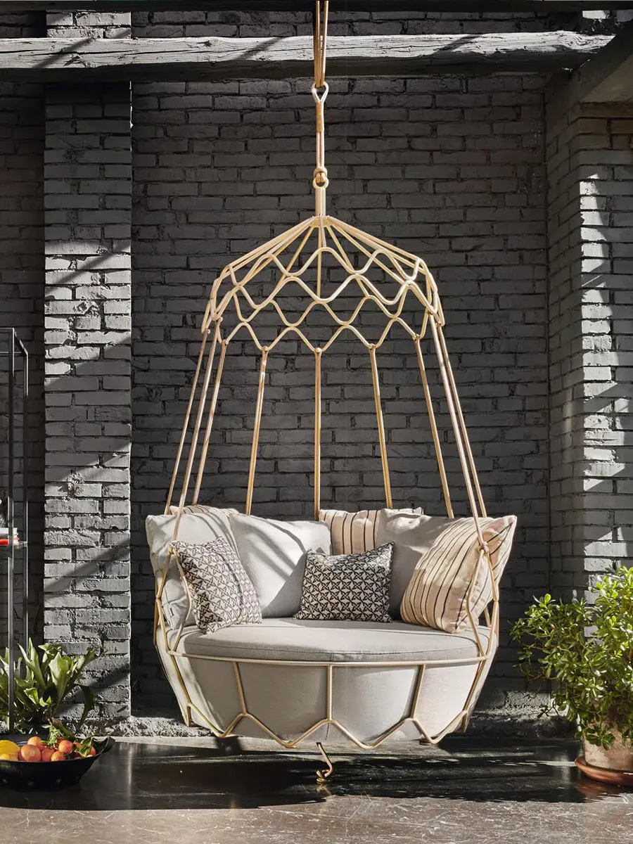 Ultimate Solo Comfort: The Single-Person Hanging Chair HS-SW4001 1
