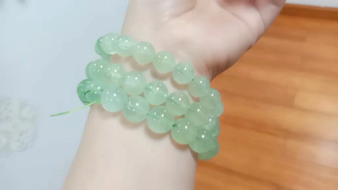 ʻŌmaʻomaʻo Prehnite Bead 12mm poepoe ʻoluʻolu ho'ōla ikehu Gemstone Spacer Bead 1