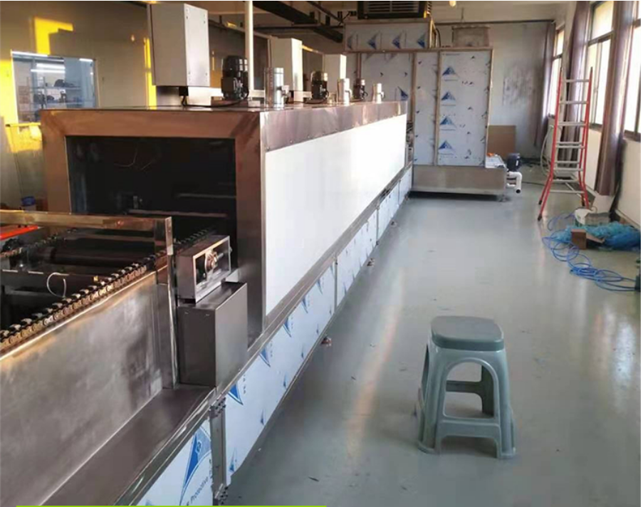 Automatic Loading and Unloading LED Hose Spray Baking Spraying Line
