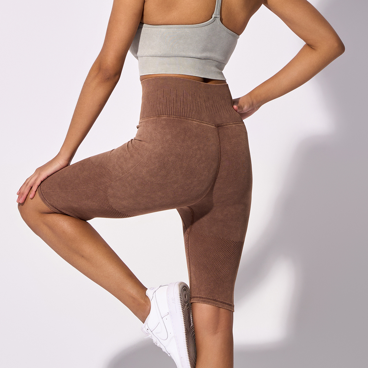Fabricación de leggings sin costuras de carbón 3