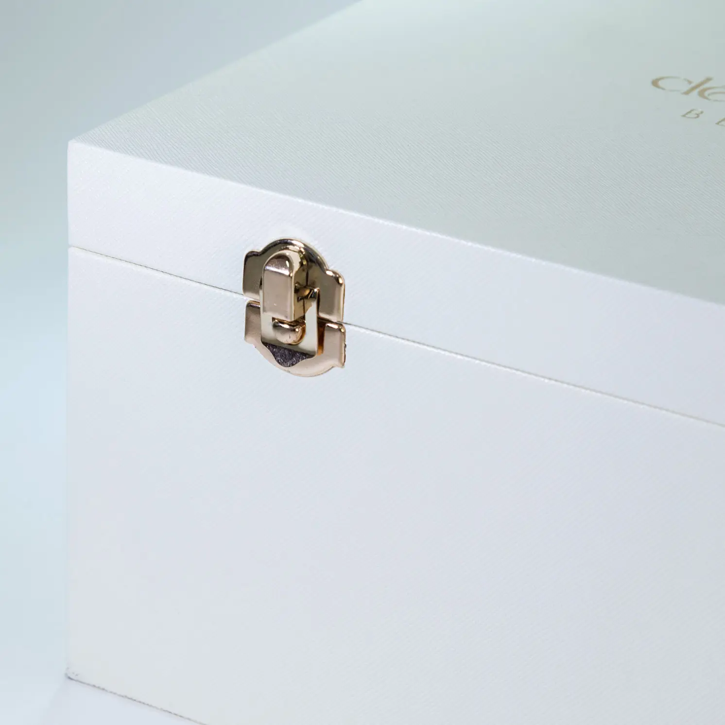 Environmentally-friendly Yingmei Bespoke Cosmetic Packaging 4