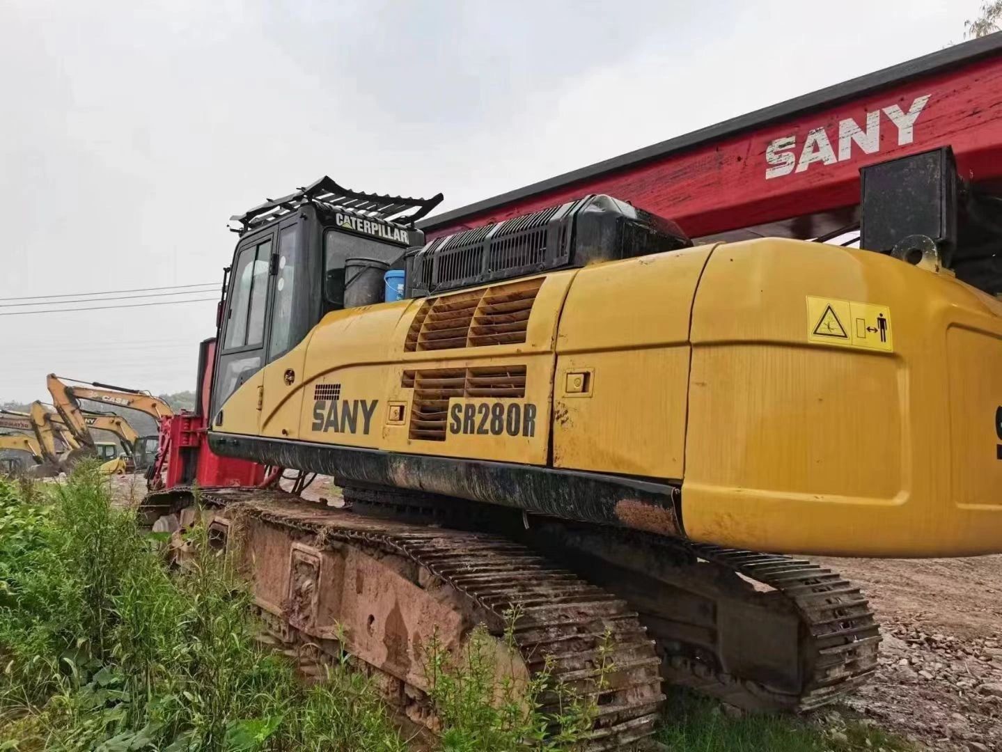 Giá máy khoan quay cao cấp Giá máy khoan quay Công ty 2